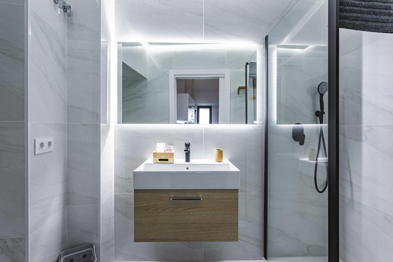 Apartamentos Caceres Central Suites "Torres De Caceres" エクステリア 写真