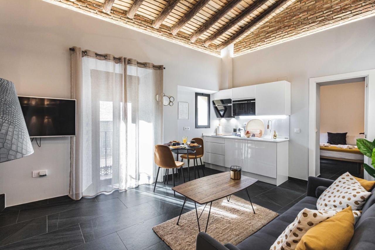 Apartamentos Caceres Central Suites "Torres De Caceres" エクステリア 写真