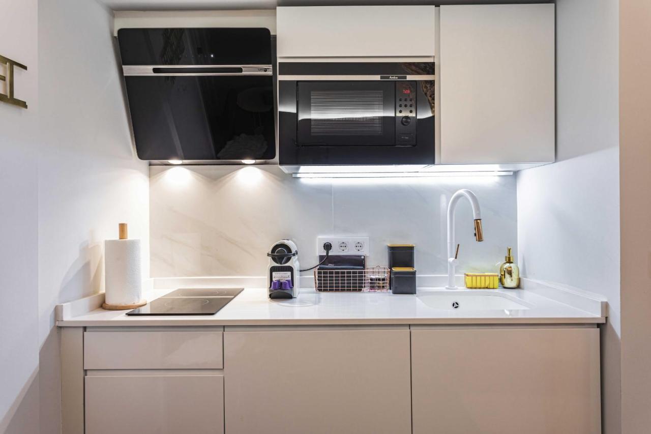 Apartamentos Caceres Central Suites "Torres De Caceres" エクステリア 写真