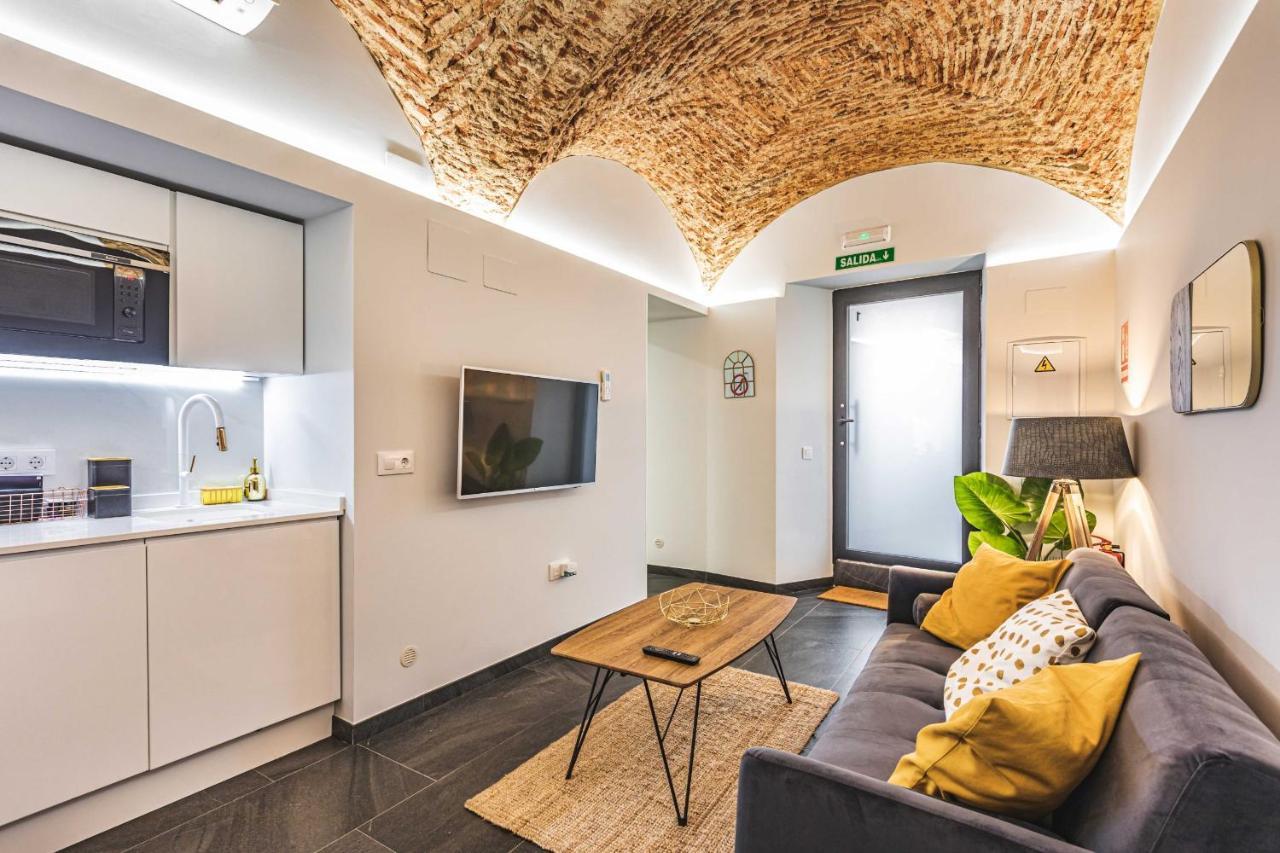 Apartamentos Caceres Central Suites "Torres De Caceres" エクステリア 写真