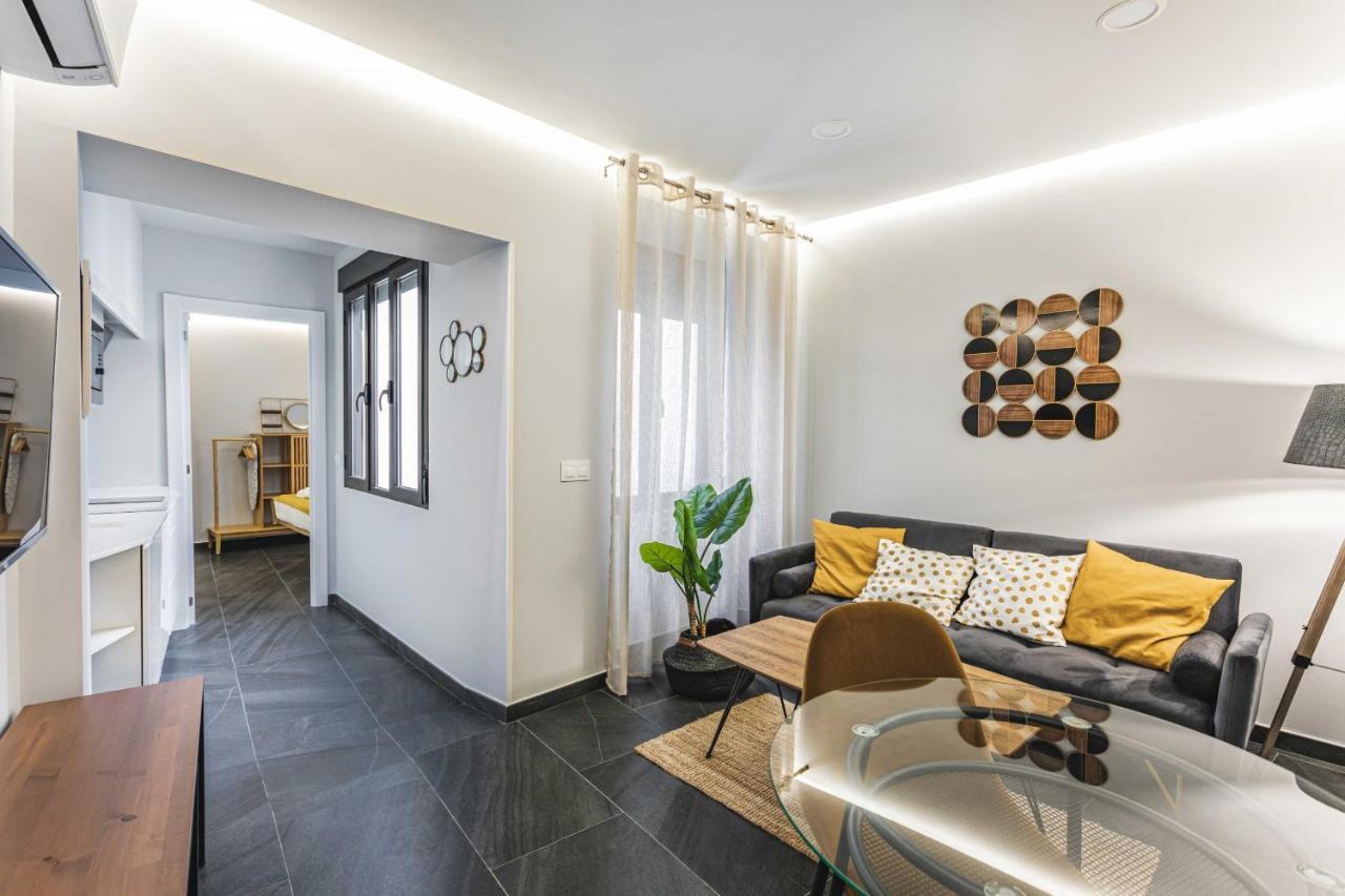 Apartamentos Caceres Central Suites "Torres De Caceres" エクステリア 写真