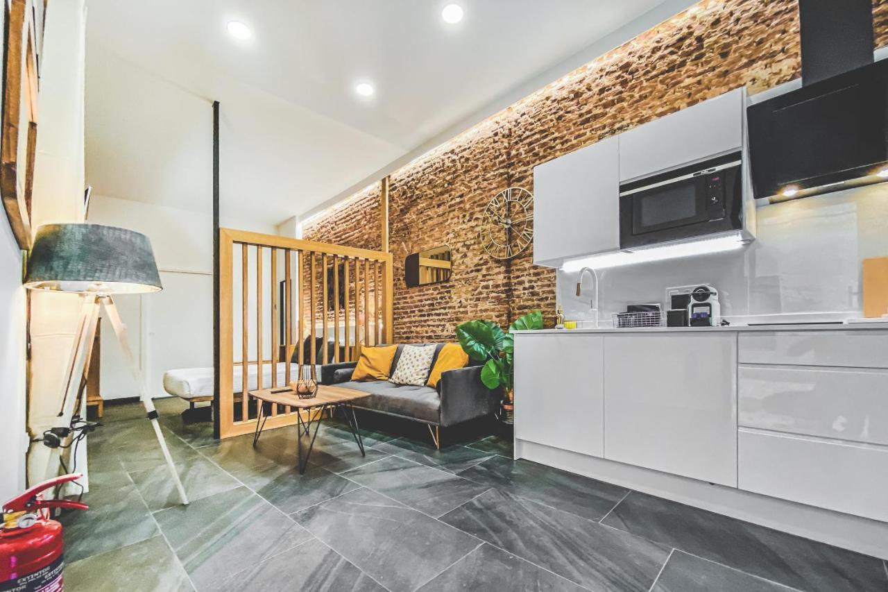 Apartamentos Caceres Central Suites "Torres De Caceres" エクステリア 写真