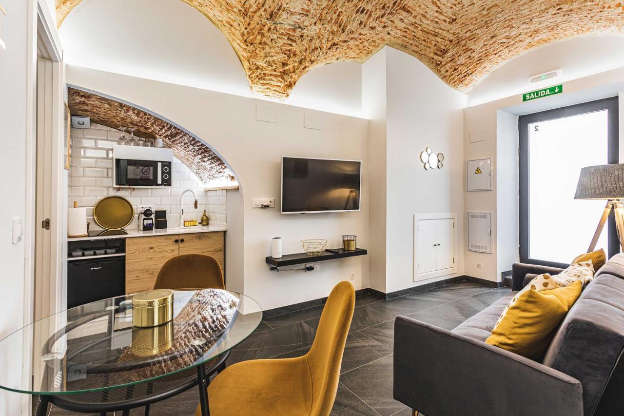 Apartamentos Caceres Central Suites "Torres De Caceres" エクステリア 写真