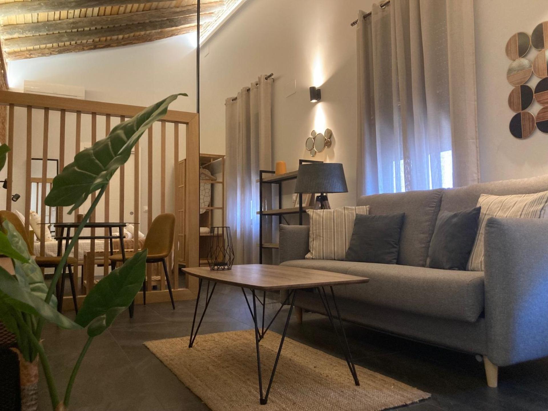Apartamentos Caceres Central Suites "Torres De Caceres" エクステリア 写真
